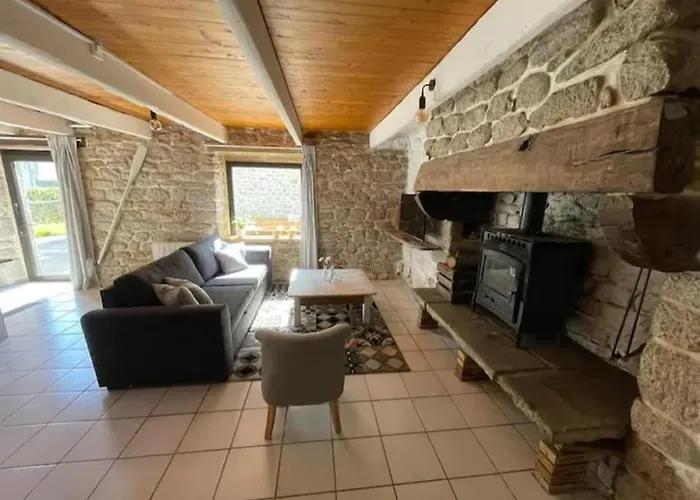 Maison De Pecheur Bord De Mer Bois Et Pierre 6-8 Pers