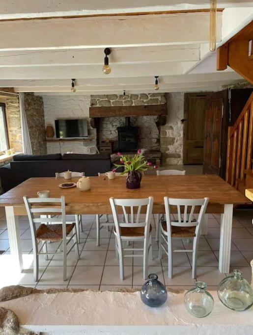 Ferienhaus Maison De Pecheur Bord De Bois Et Pierre 6-8 Pers *